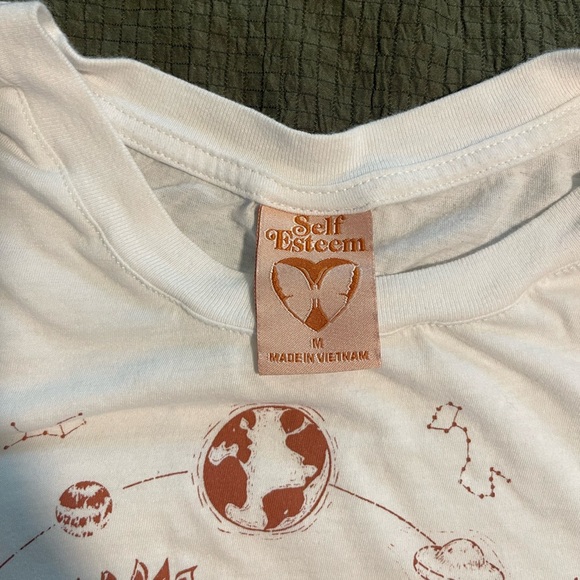 White Cropped graphic tee - Picture 3 of 6